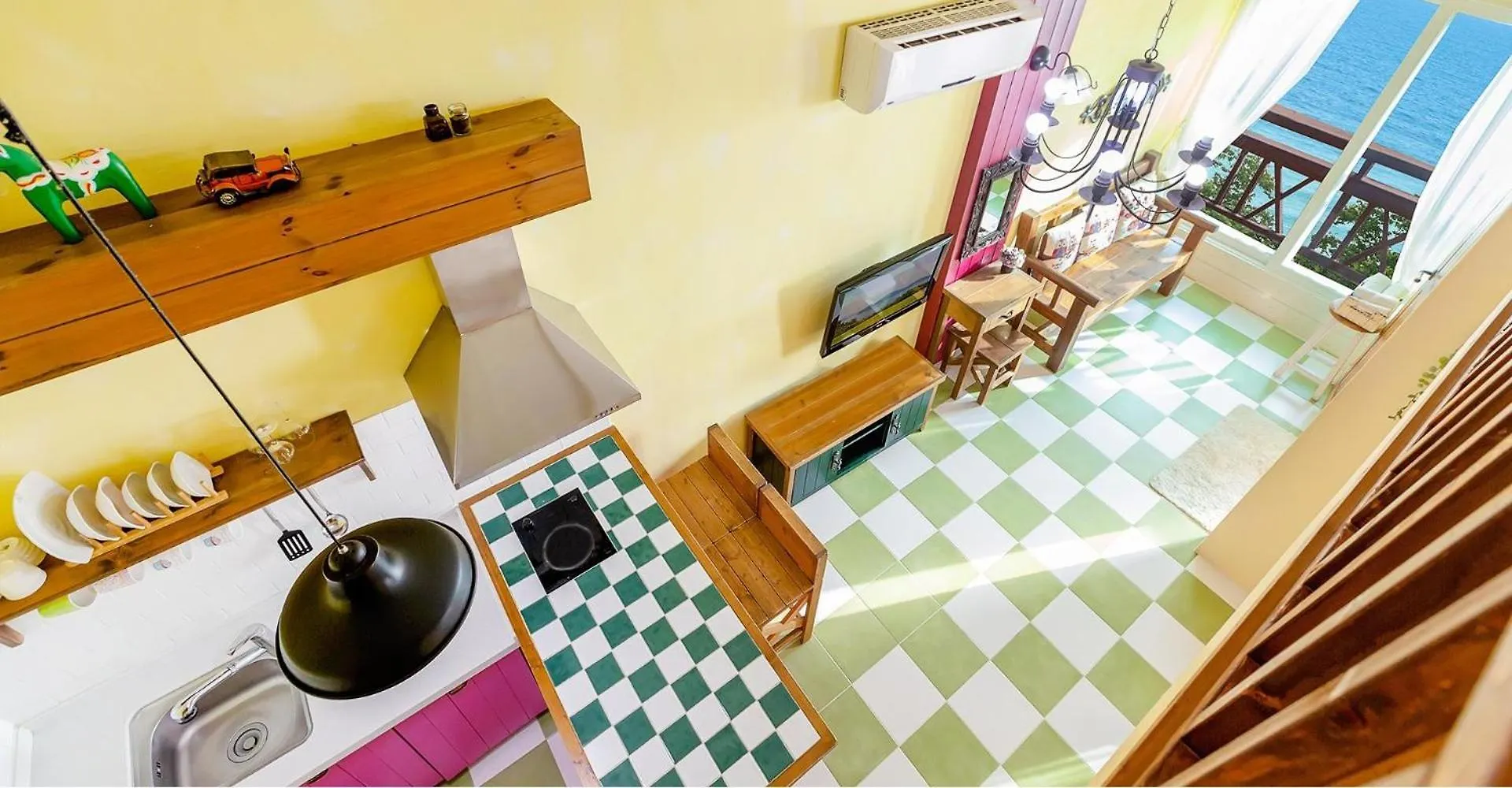Ganghwa Hana & Alice Spa Pension Incheon