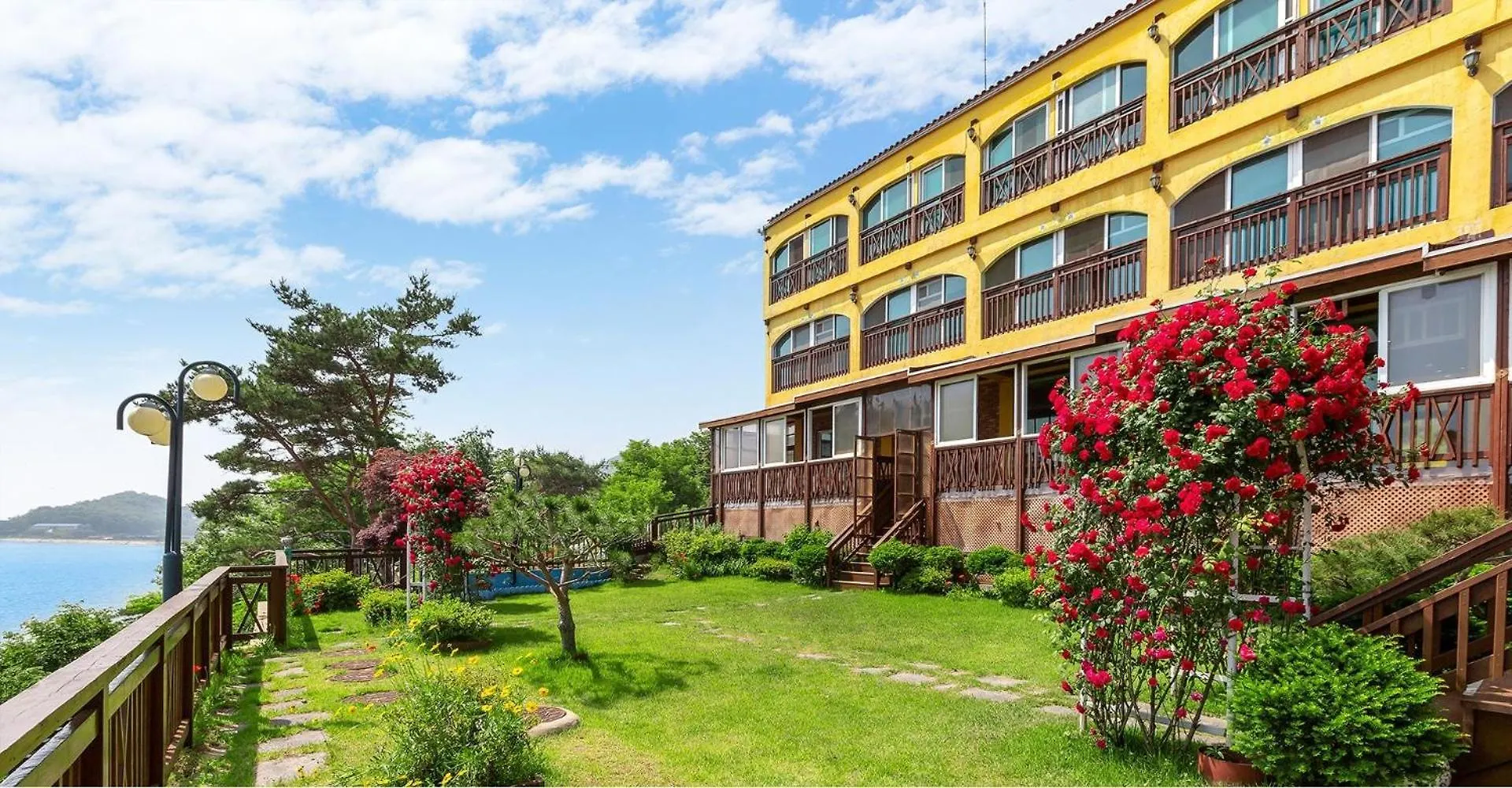 Holiday home Ganghwa Hana & Alice Spa Pension Incheon