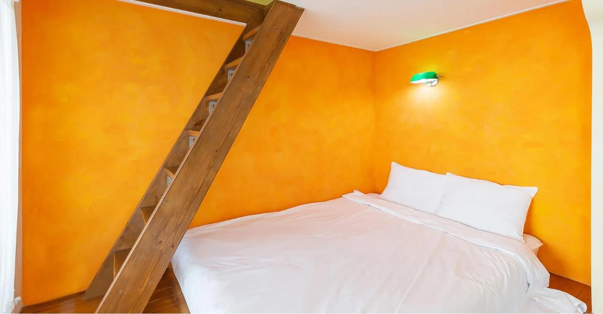 Holiday home Ganghwa Hana & Alice Spa Pension Incheon