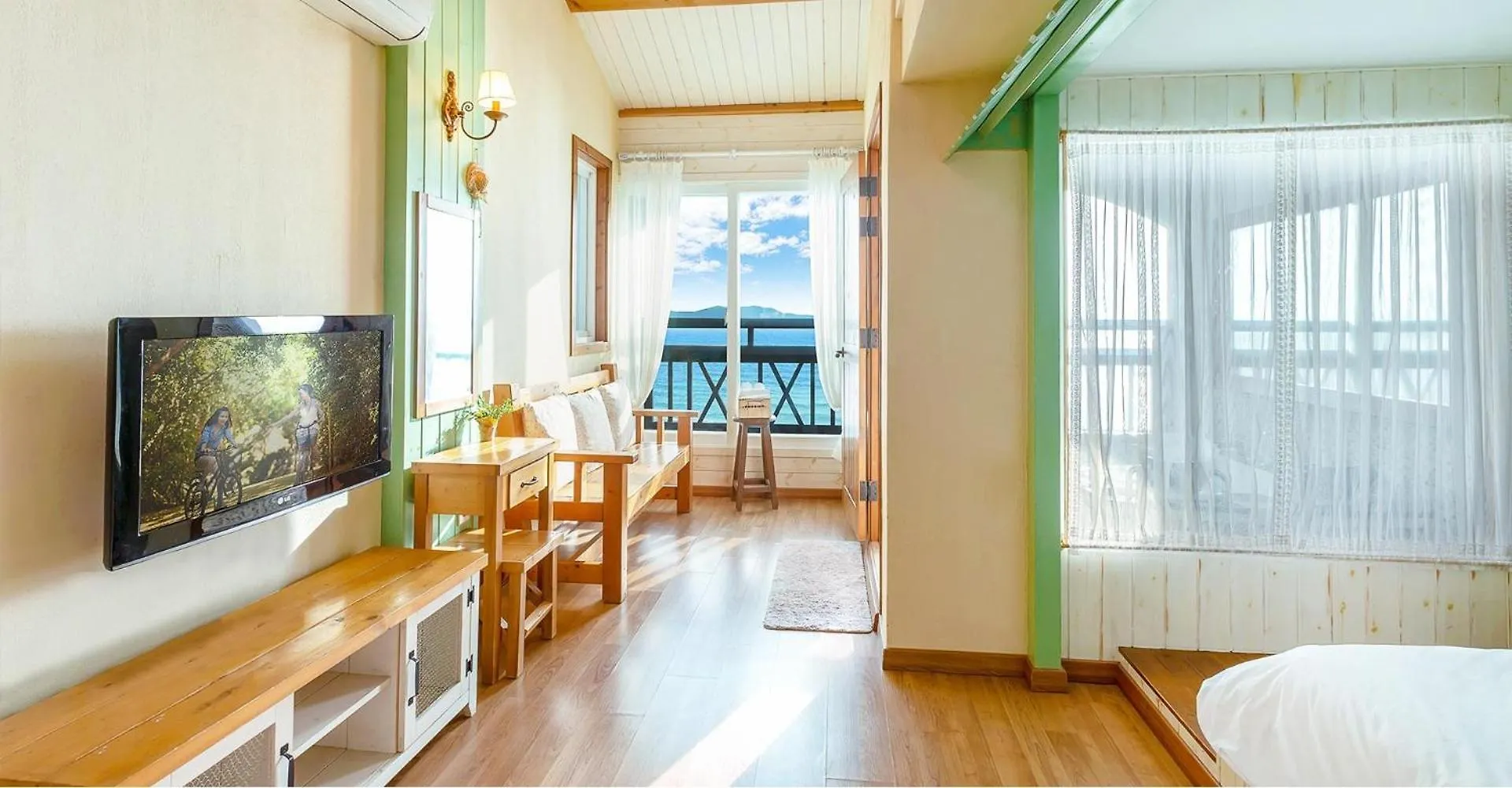 Holiday home Ganghwa Hana & Alice Spa Pension Incheon